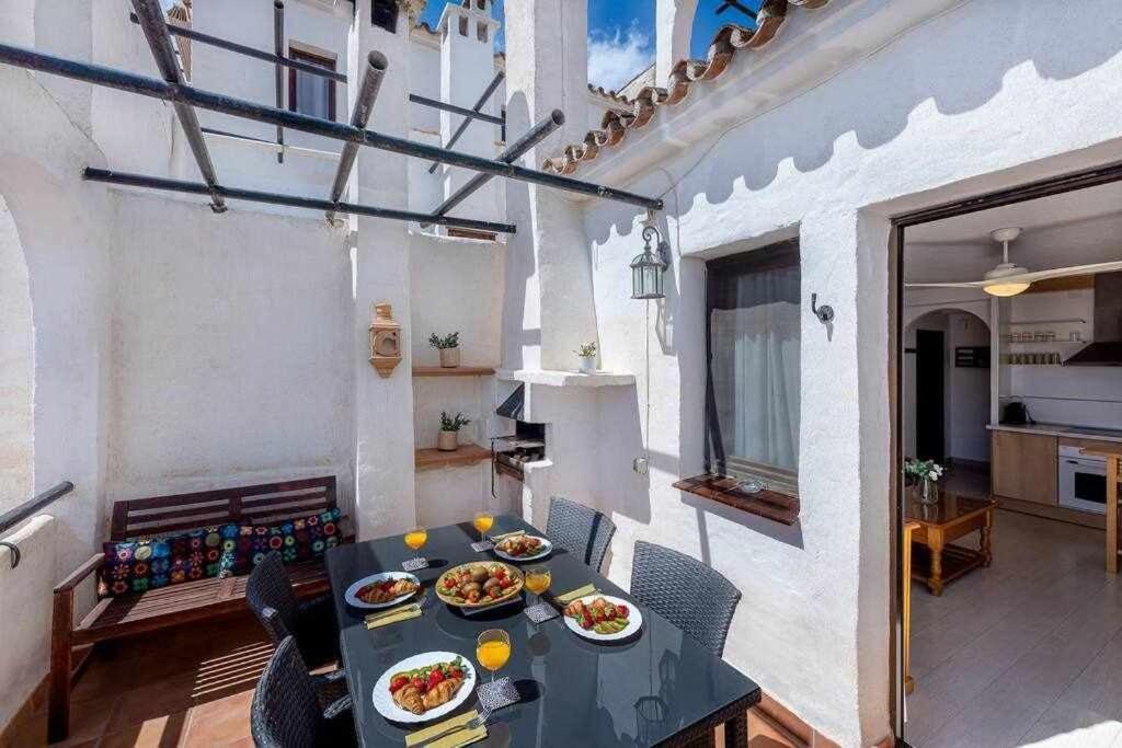 797 Hr - Pueblo Evita- Andalusian Apartment With Terrace. Benalmadena Bagian luar foto