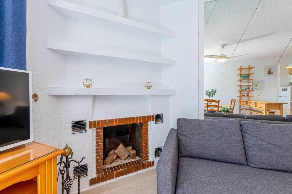 797 Hr - Pueblo Evita- Andalusian Apartment With Terrace. Benalmadena Bagian luar foto